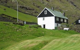 Idyllic House Near River And Ocean